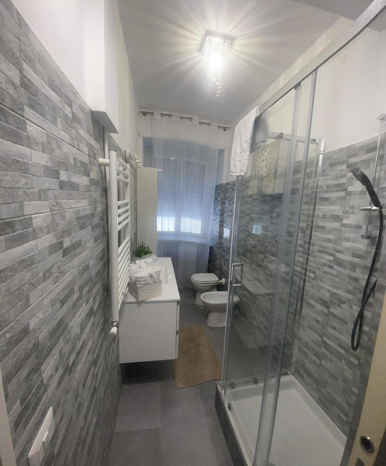 Glint House Roma Hotel Ngoại thất bức ảnh