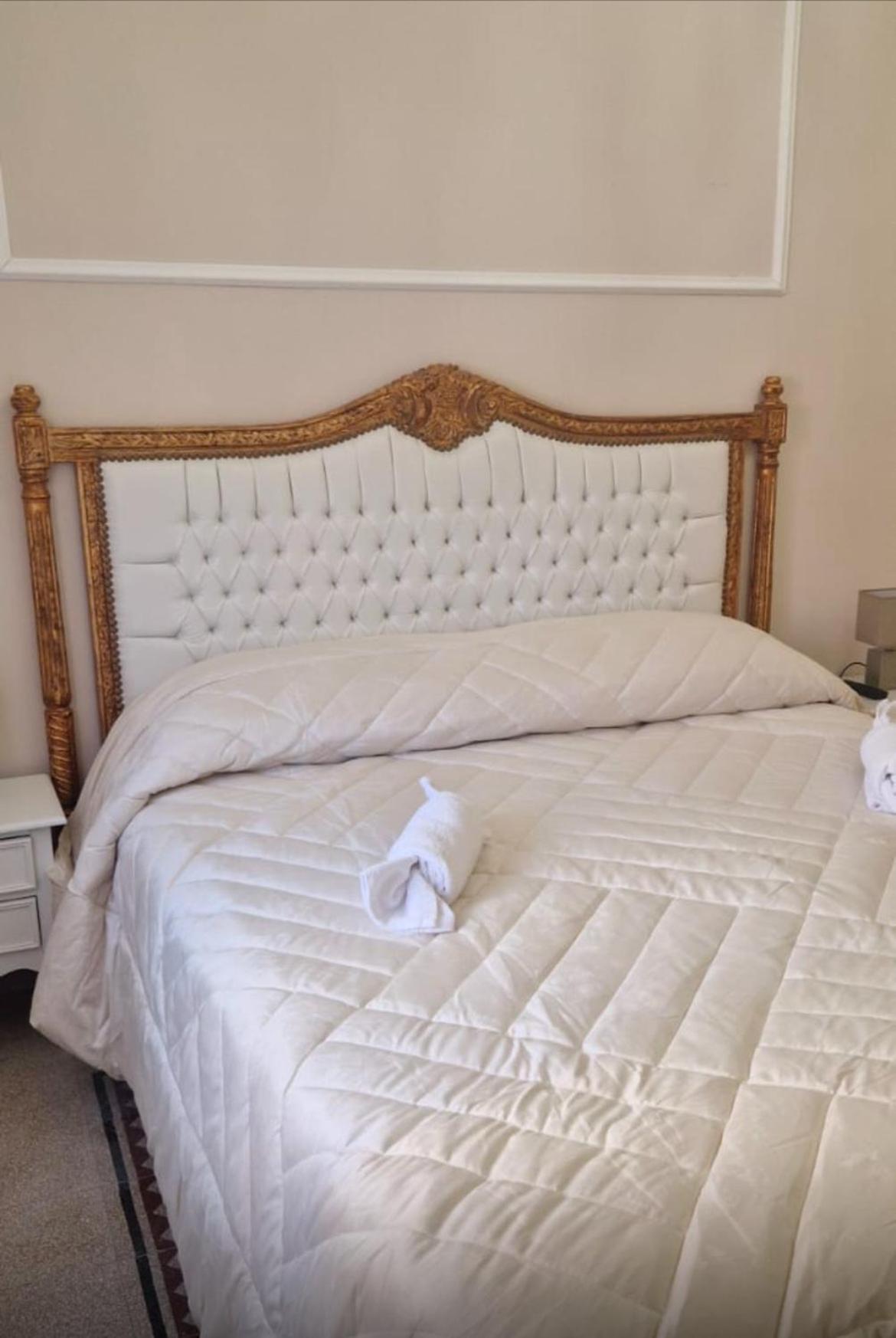 Glint House Roma Hotel Ngoại thất bức ảnh