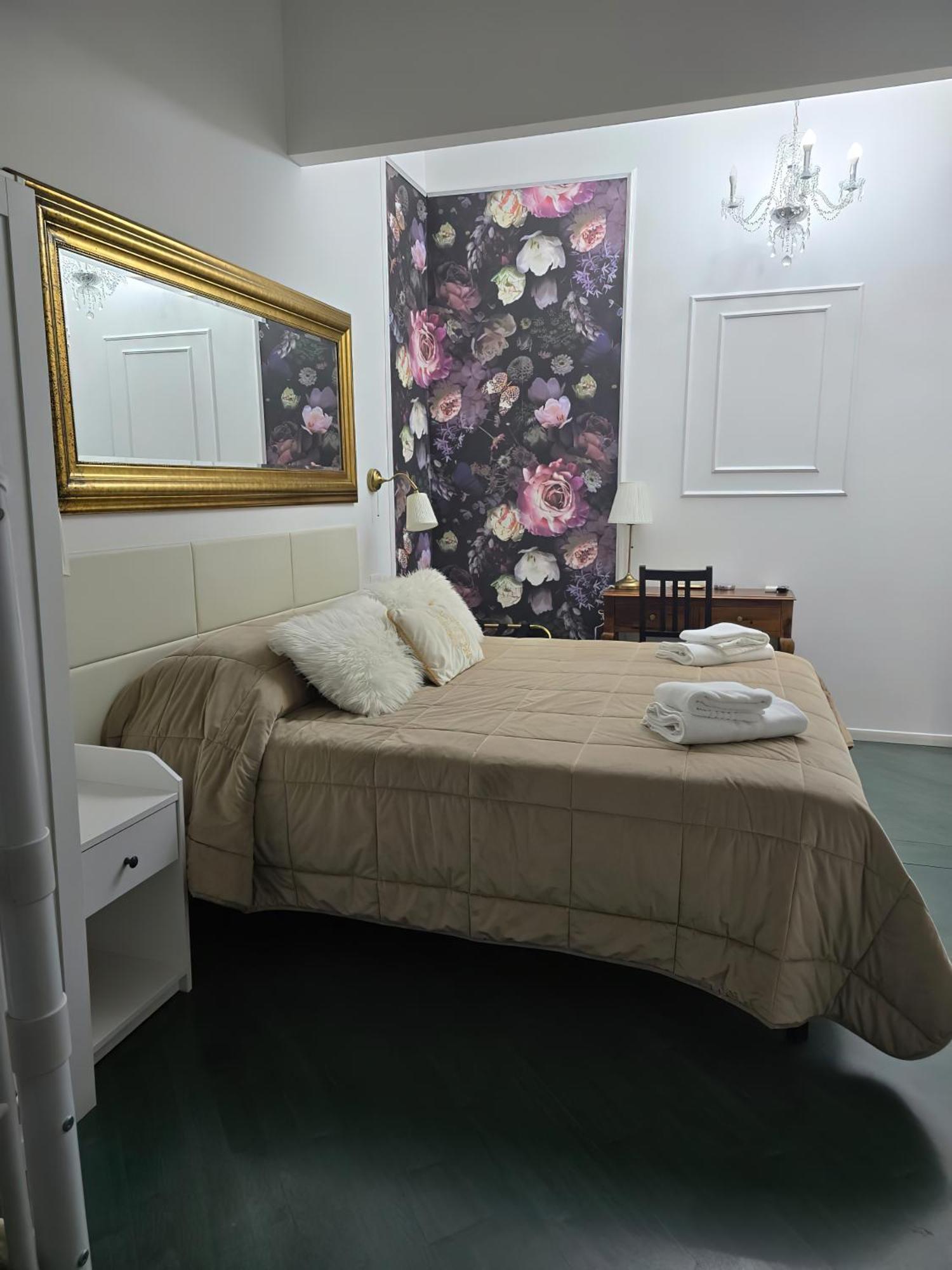 Glint House Roma Hotel Ngoại thất bức ảnh
